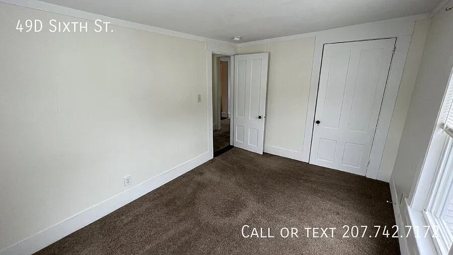 2 Bedroom 1 full bath 2nd floor Apartment at 49D Sixth St. in Dover — Photo 4