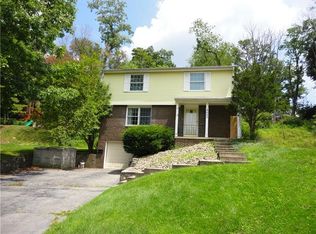 4025 Hazeljack Dr, Bethel Park, PA 15102