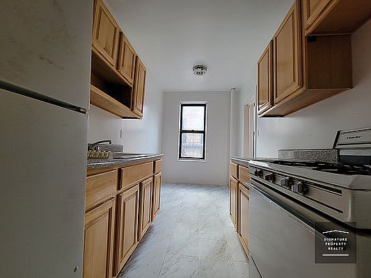 2nd image of 45-11 43rd Ave #2K
