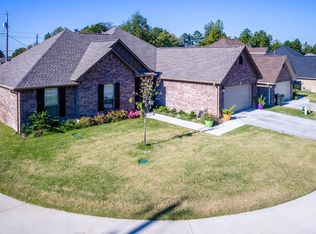 3996 Old Omen Rd, Tyler, TX 75707