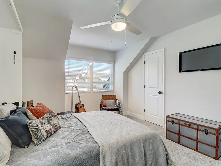 Crossings at NoDa - Townhomes for Rent in Charlotte NC — Photo 17