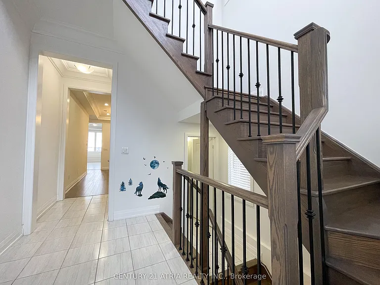 20 Frank Kelly Dr — Photo 3
