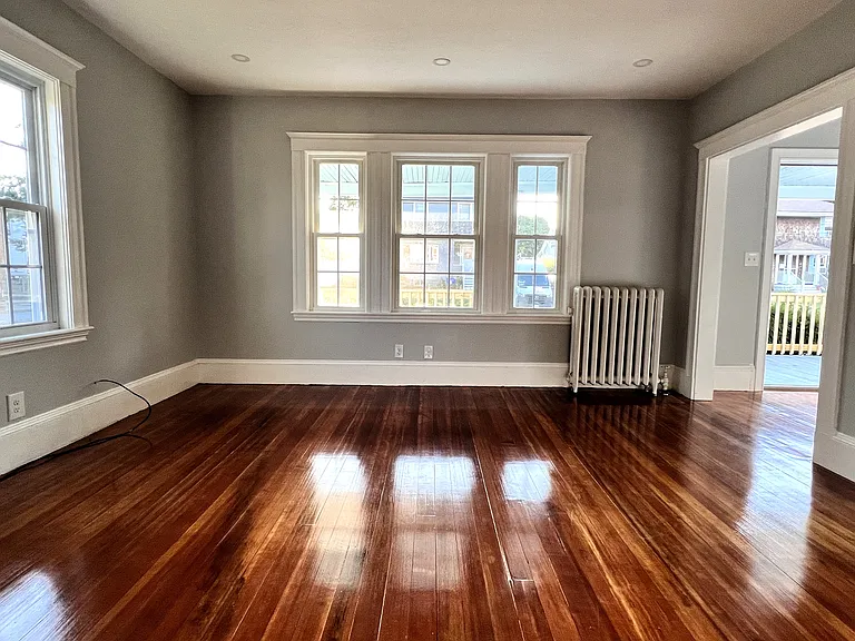 35 Wilmarth Rd — Photo 6