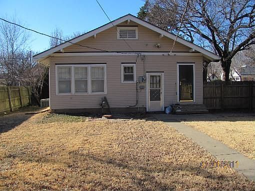5th image of 723 N C St