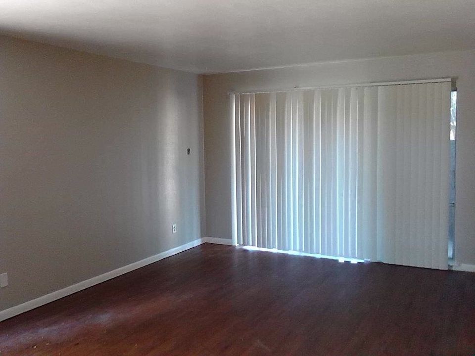 2nd image of 6315 Woodway Dr APT 224