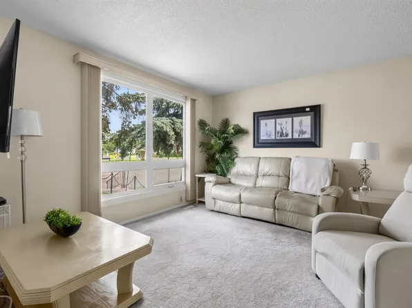 117 Mayfair Mews NW, Edmonton, AB T5E 5R7