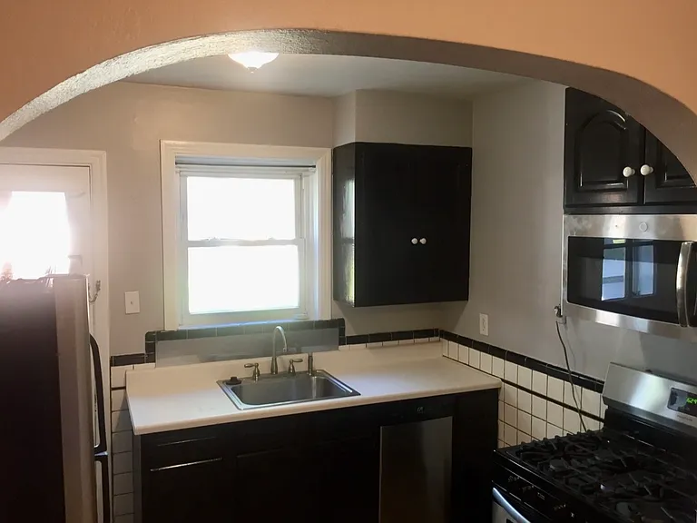 7000 Sutherland Ave #1 — Photo 1