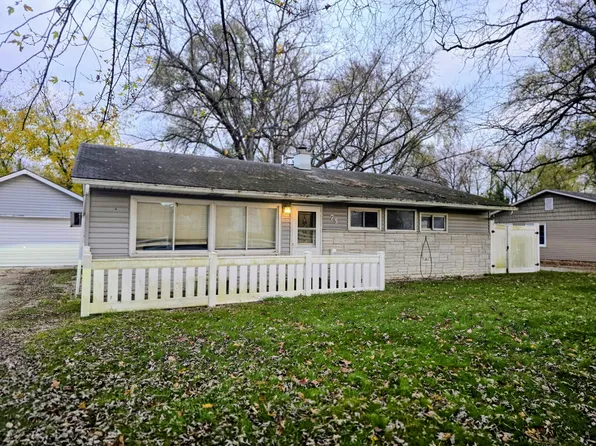75 N Union St, Hobart, IN 46342