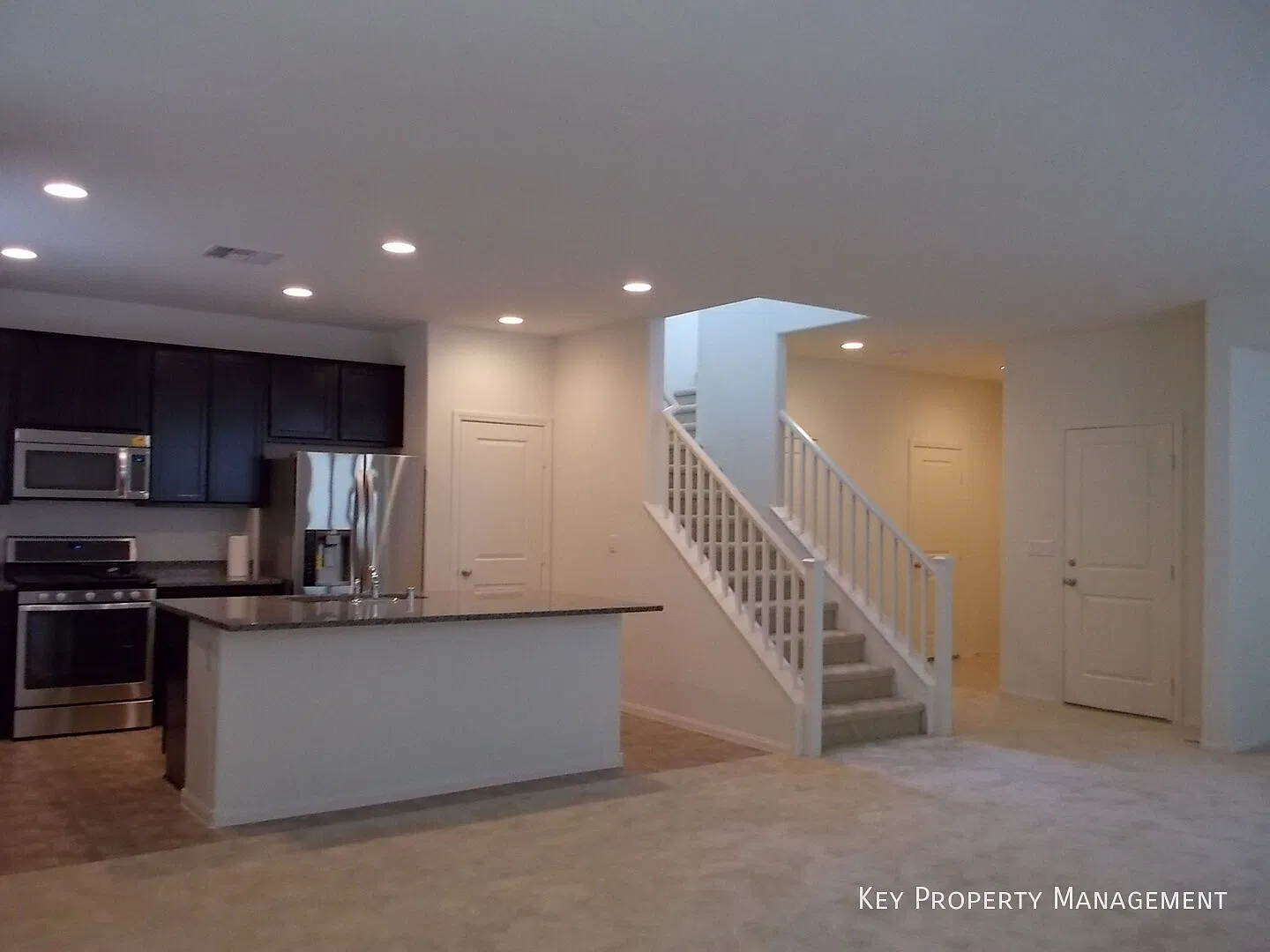 Beautiful 3-Bedroom Home In South Summerlin With Community Pool & Easy Access To Red Rock! — Photo 4