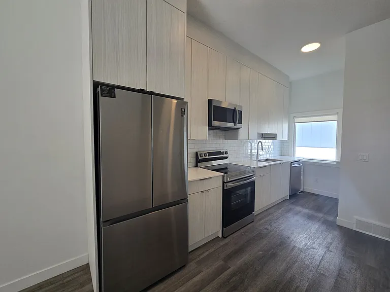 101 Panatella Sq NW — Photo 5