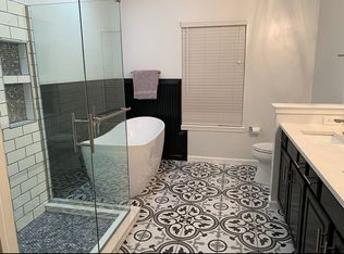 1588 Bridgewater Dr, Avon, IN 46123