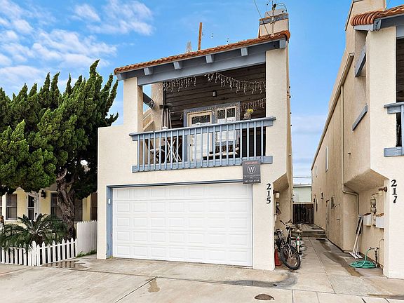 3rd image of 215 20th St