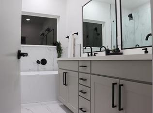 2711 Rosalie St, Houston, TX 77004