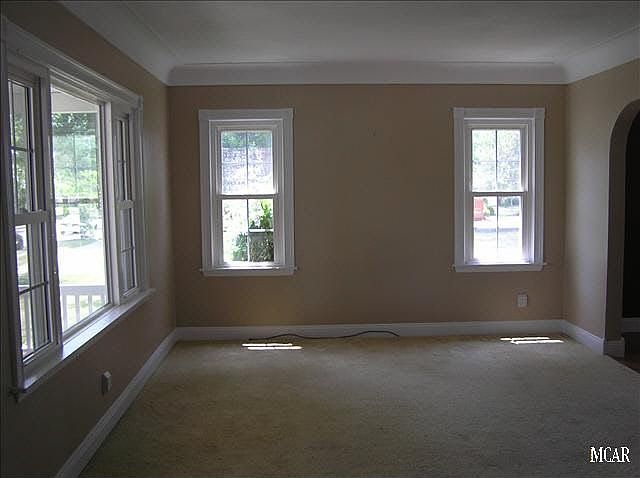 2nd image of 613 Bentley Dr