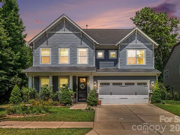 9014 Manor Oak Ct, Charlotte, NC 28277