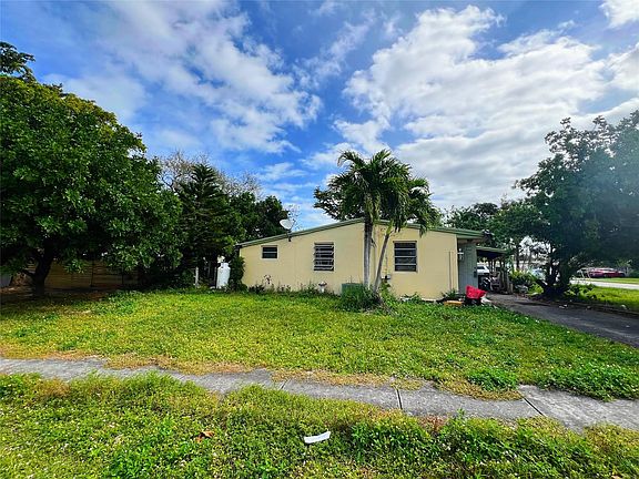 5th image of 731 NE 57th Street