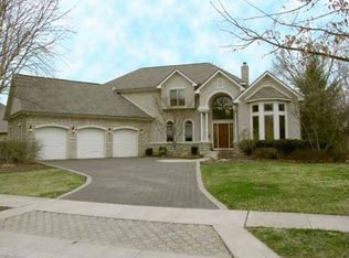 8237 Millhouse Ln, Dublin, OH