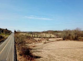 115 Hampton House Rd, Newton, NJ 07860