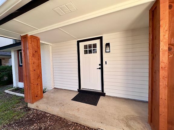3rd image of 9728 Anderson Village Dr