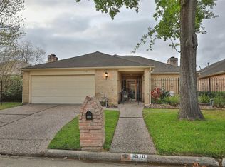 6518 Pauma Dr, Houston, TX 77069