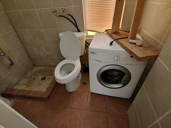 5th image of 2601 E Clearfield St APT 2
