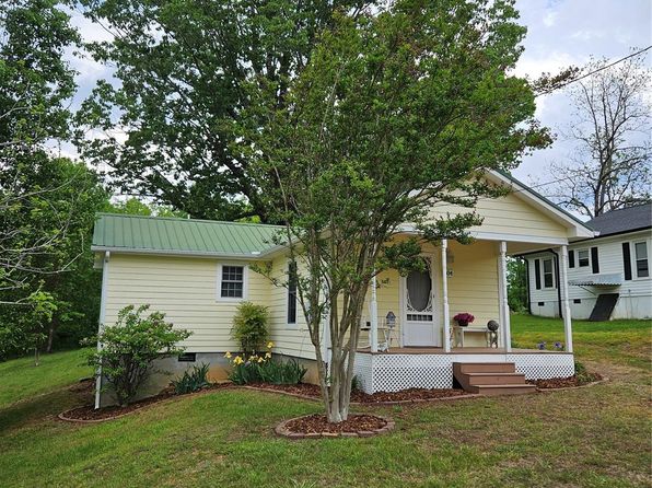 504 Pineburr Ave SW, Valdese, NC 28690