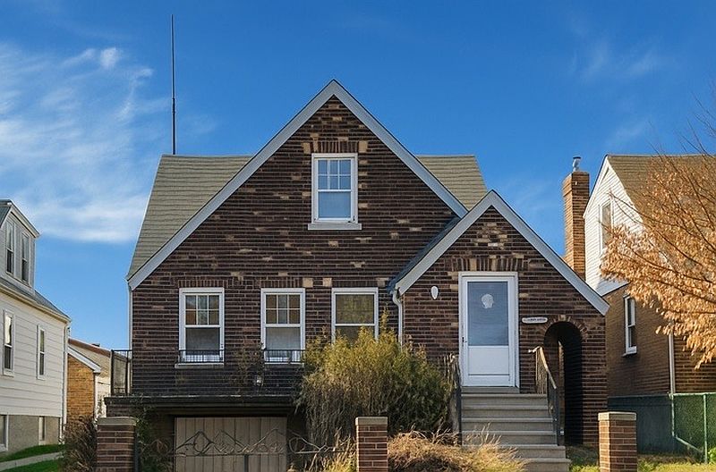 1st image of 2729 Paulding Ave #2729