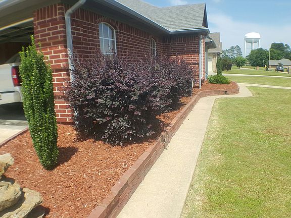 3rd image of 167 Corley Cir