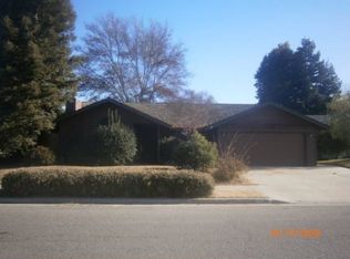 1288 Lincoln St, Tulare, CA 93274