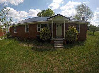 706 Beverly Ave, Hohenwald, TN 38462
