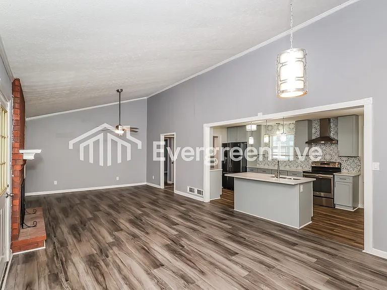 6955 Butner Rd — Photo 12