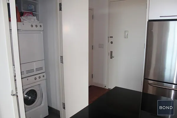 Rented by Bond New York | media 20