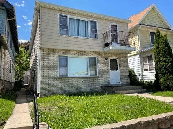 1441 South 76th STREET, West Allis, WI 53214