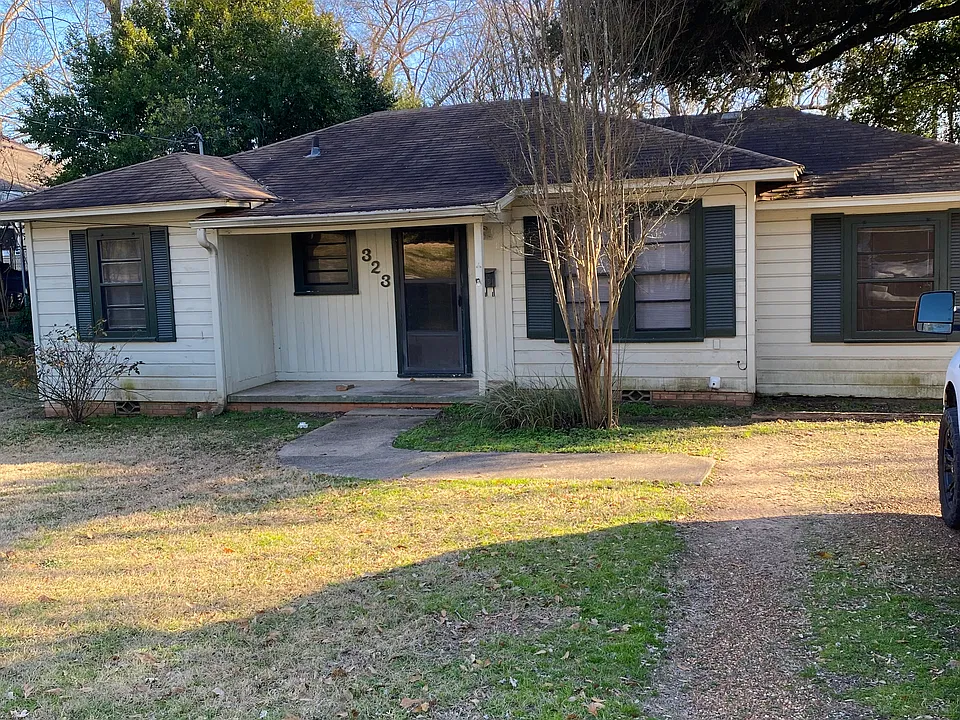 323 Sunset Ave