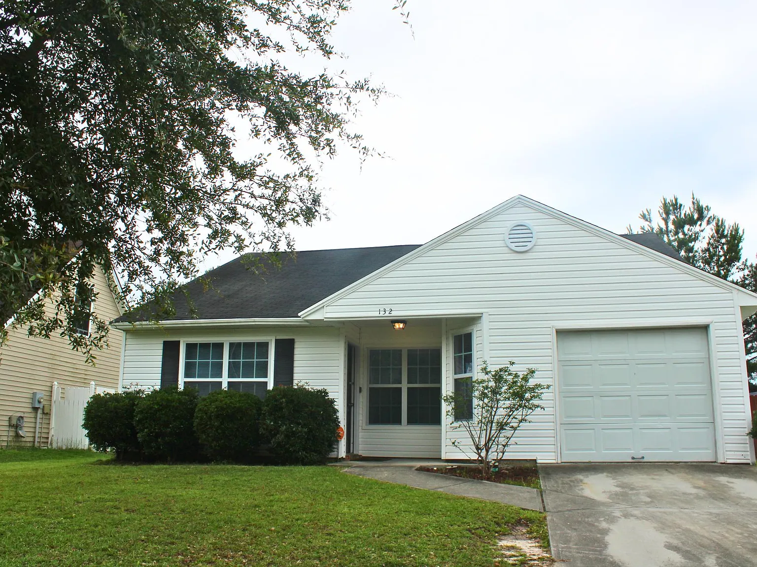 3 bed, 1244 sqft, $1,750 — Photo 3