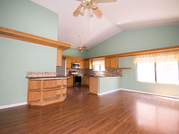 4th image of 8104 S Carbury Way