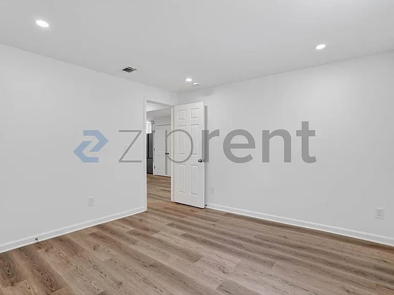 500 Camp Creek Cir #2 — Photo 13