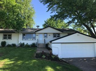 7396 Steepleview Rd, Woodbury, MN 55125