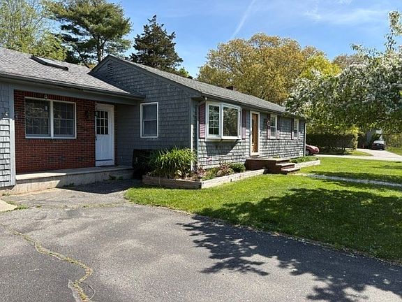2nd image of 7 Villa Ave