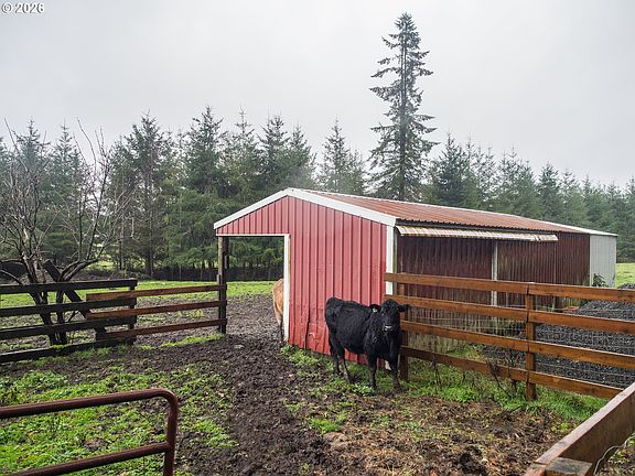5th image of 42726 Mullenbach Ln