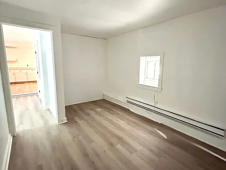 24 Conway Pl — Photo 10