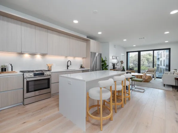 2209 S 1st St #237, Austin, TX 78704