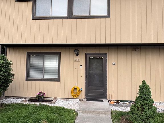 2nd image of 3601 Chelsea Cove S