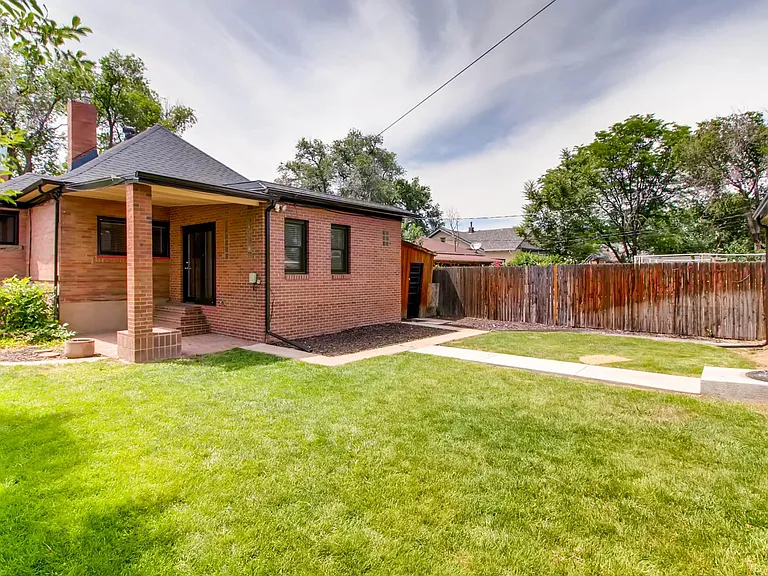 Large Fenced in Back Yard