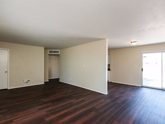 5th image of 5616 W Sells Dr
