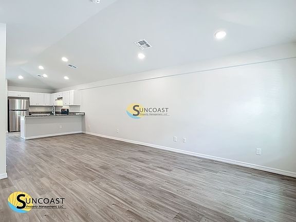 5th image of 2112 Dorion St