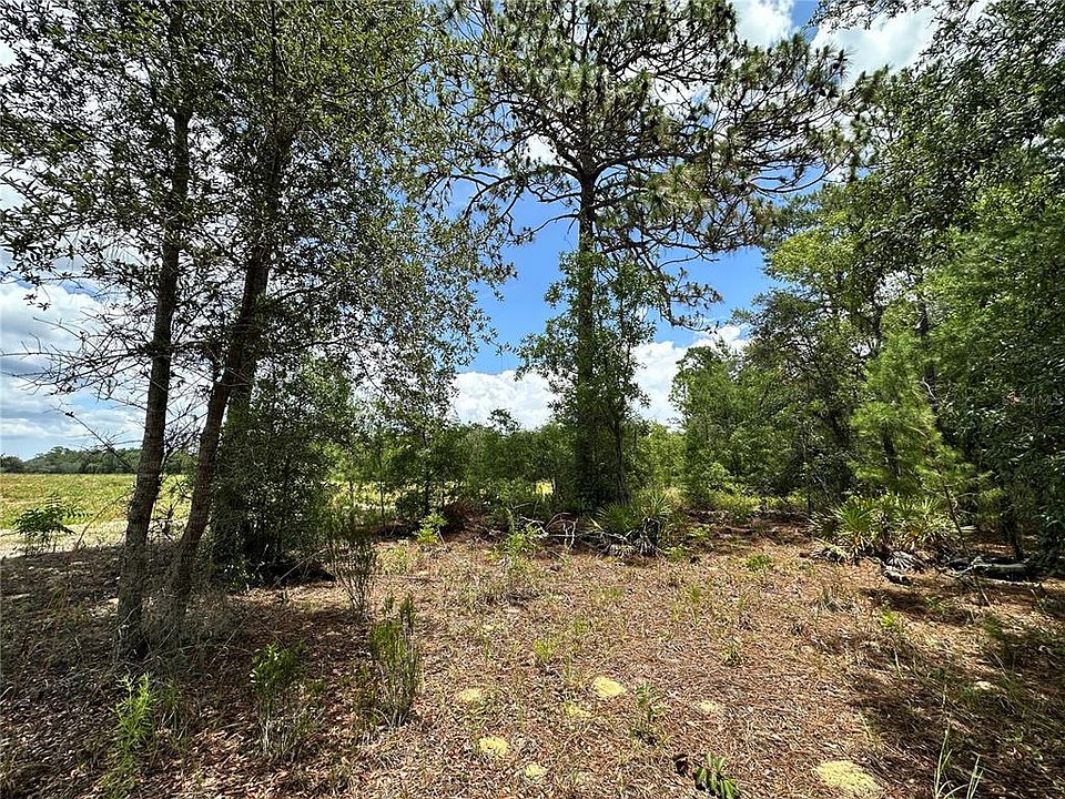 1st image of NE 69th Pl Lot 1