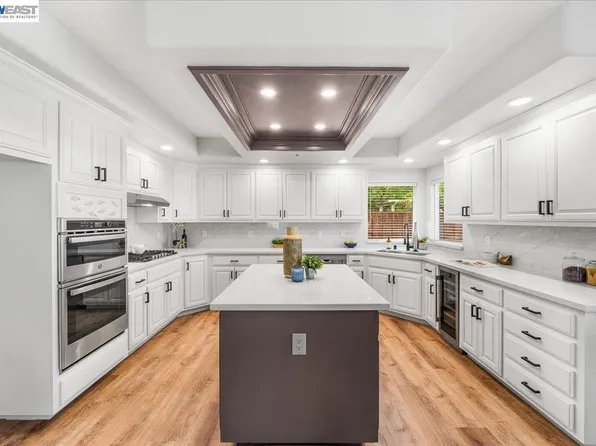2172 Bess Ave, Livermore, CA 94550