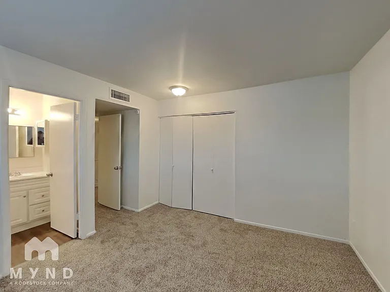 5924 N 83rd St — Photo 9