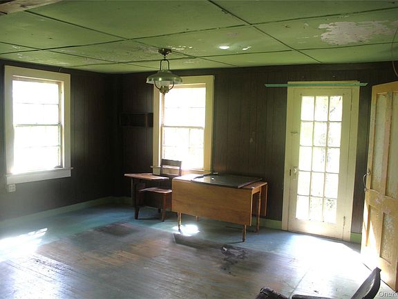 5th image of 1934 Morton Hill Road